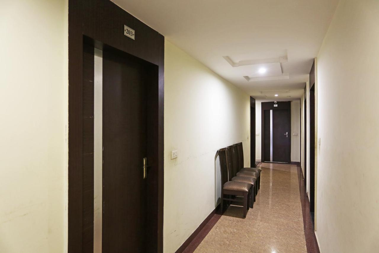 Oyo 6359 Hotel Mezbaan Regency Rāipur Εξωτερικό φωτογραφία