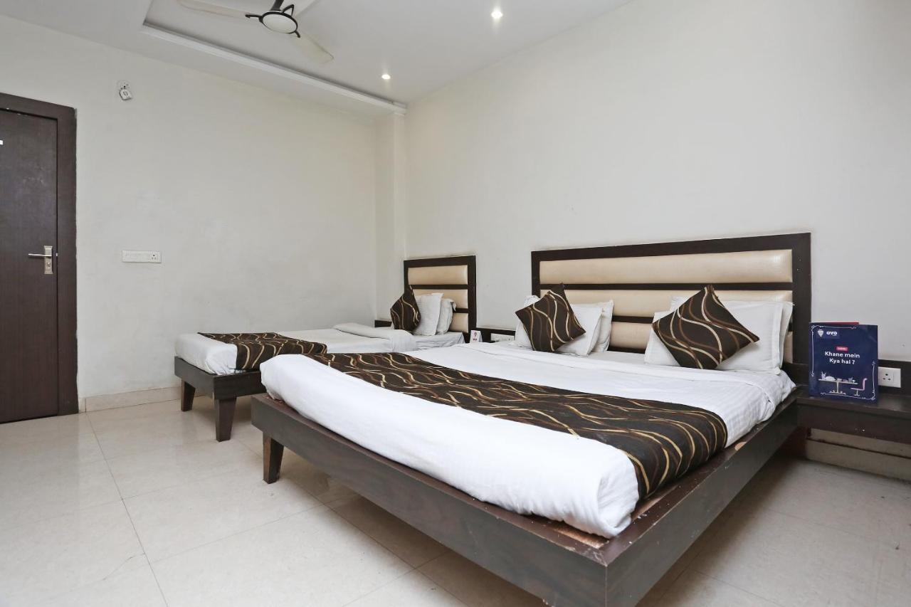 Oyo 6359 Hotel Mezbaan Regency Rāipur Εξωτερικό φωτογραφία
