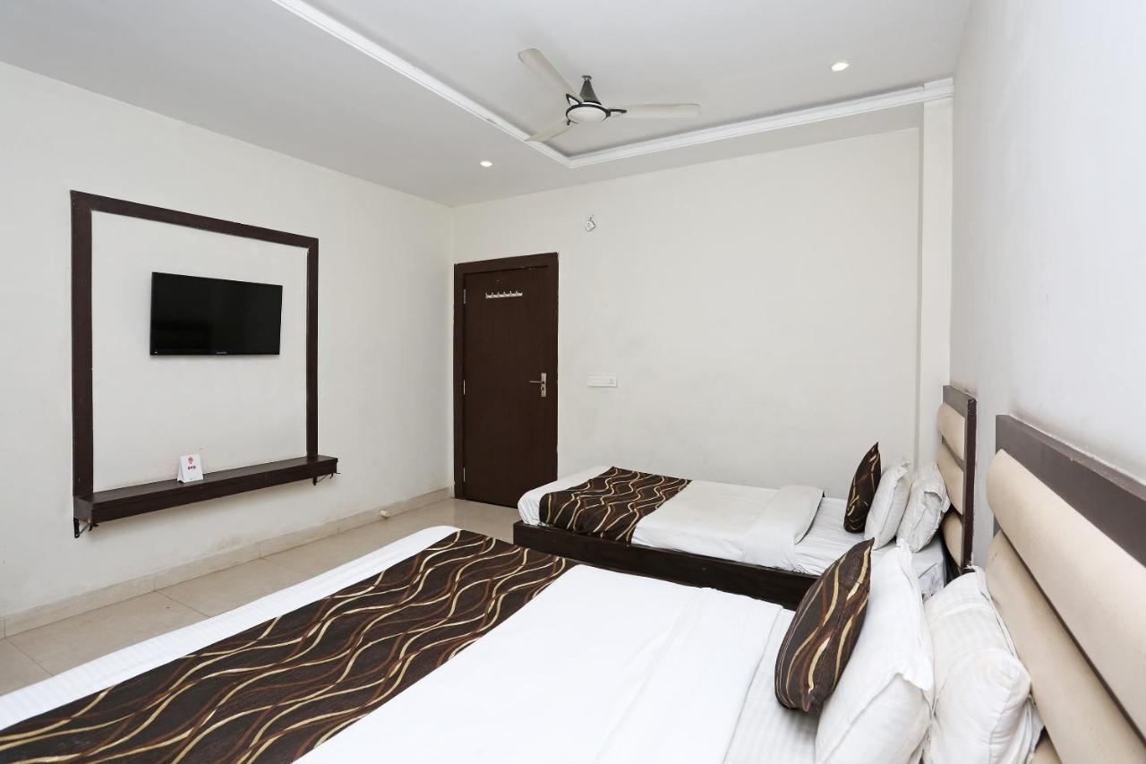 Oyo 6359 Hotel Mezbaan Regency Rāipur Εξωτερικό φωτογραφία
