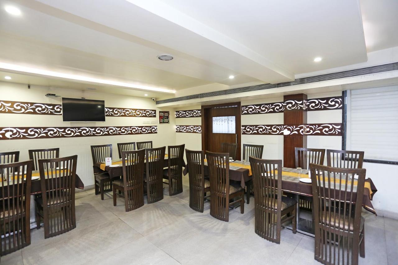 Oyo 6359 Hotel Mezbaan Regency Rāipur Εξωτερικό φωτογραφία