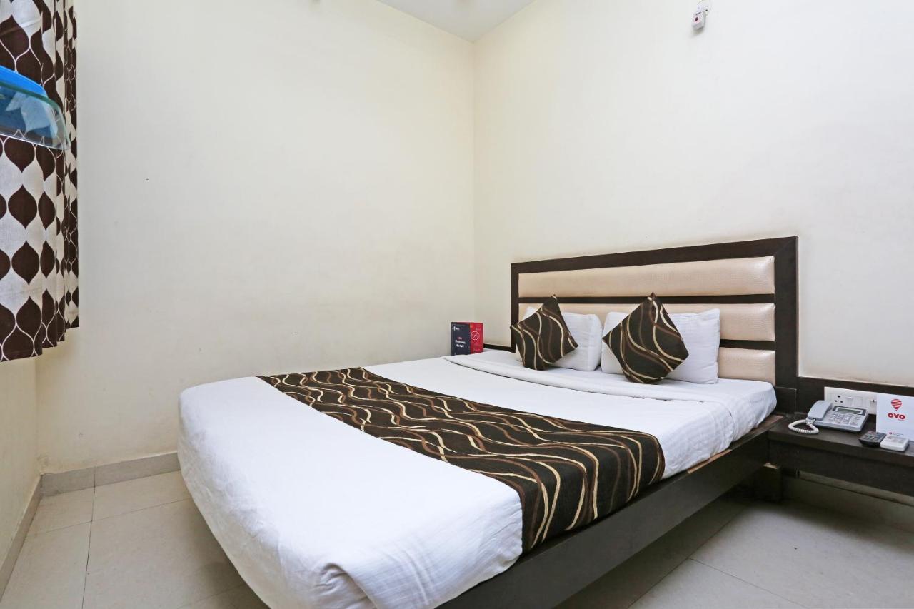 Oyo 6359 Hotel Mezbaan Regency Rāipur Εξωτερικό φωτογραφία